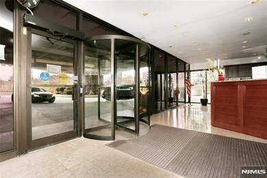 200 Winston Dr unit 2116, Cliffside Park, NJ 07010 - photo 5