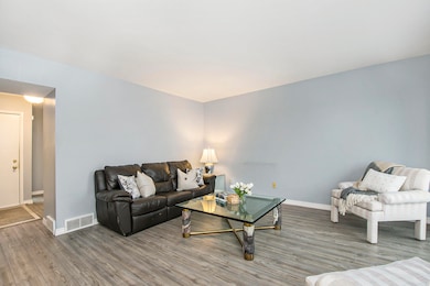 6249 Acropolis Dr SE, Grand Rapids, MI 49546 - photo 5