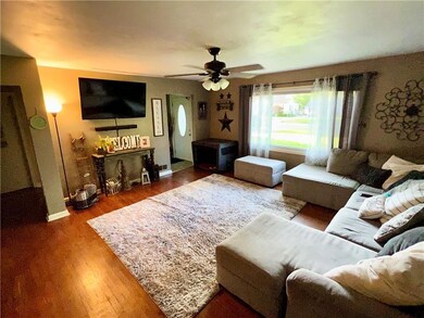 3015 E 5th St, Anderson, IN 46012 - photo 5