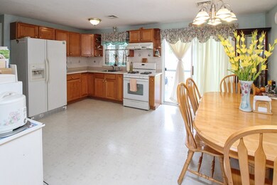 12 Union St unit B, Milford, MA 01757 - photo 6