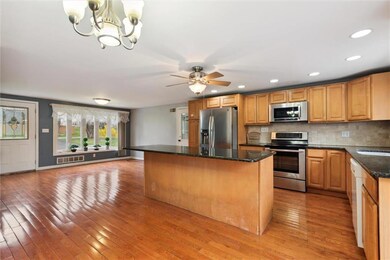 2756 Lenhart Rd, Colmar, PA 18915 - photo 5
