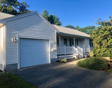 7 Hemlock Ln, Abington, MA 02351 - photo 2