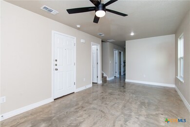 807 White Meadow Ln unit A, Harker Heights, TX 76548 - photo 3