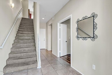Entry on 1st flr