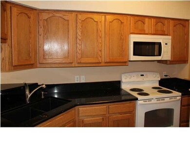 900 Bay Dr unit 43, Niceville, FL 32578 - photo 4