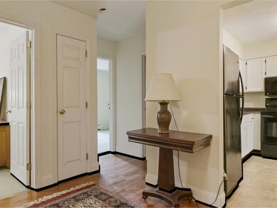 100 Kennedy Dr unit 39, South Burlington, VT 05403 - photo 3