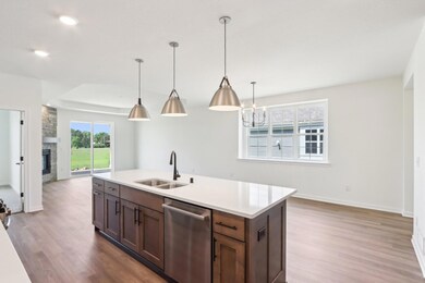 504 Hickory Hollow Rd 05 Open Concept