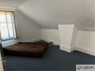 423 Cedar Ave unit 3, Highland Park, NJ 08904 - photo 5