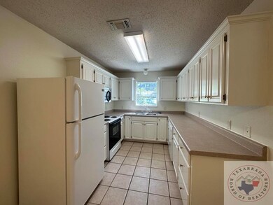 3908-3910 Wren Rowe Dr, Texarkana, TX 75503 - photo 4