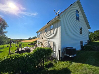 11A24 Bunker Ln, Apple River, IL 61001 - photo 5