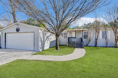 10902 Pine Desert Ln, Houston, TX 77088 - photo 4