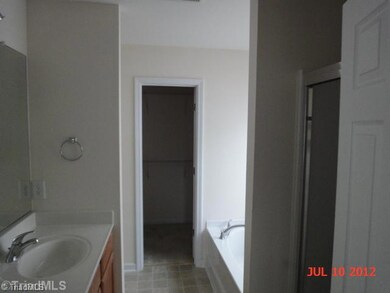 Master Bath/Spa.