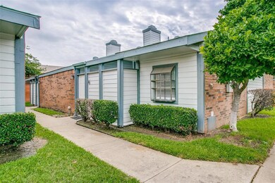 604 Bellaire Dr unit A, Hurst, TX 76053 - photo 2