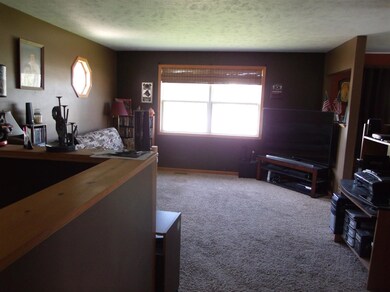 4023 N Paden Dr, La Porte, IN 46350 - photo 3