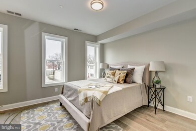 3123 Warder St NW unit 3, Washington, DC 20010 - photo 6