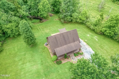 2142 Dave Buck Rd, Johnson City, TN 37601 - photo 6