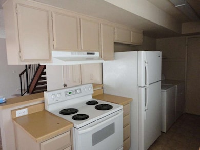10410 N. 9th St. Unit 1 05-18-13 008