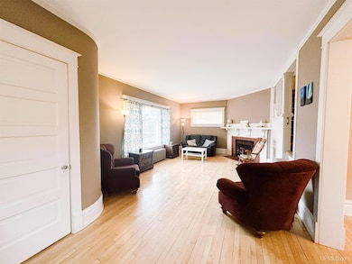 607 N 4th St, Ishpeming, MI 49849 - photo 6