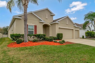 3803 Wind Dancer Cir, Saint Cloud, FL 34772 - photo 2