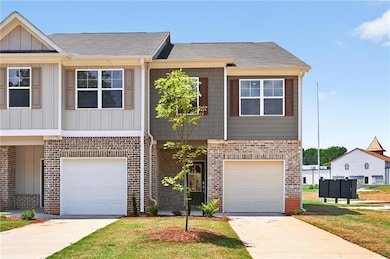 2813 Lillian Ln, Douglasville, GA 30135 - photo 2