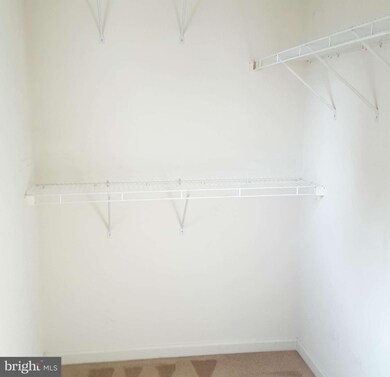 2561 Eastbourne Dr unit 266, Woodbridge, VA 22191 - photo 6