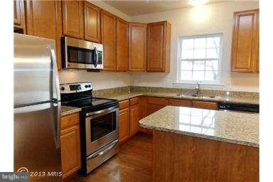 10747 Gordon Rd, Spotsylvania, VA 22553 - photo 4