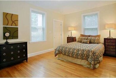 50 Boylston St unit 2, Brookline, MA 02445 - photo 6