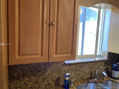 301 SW 7th Ct, Hallandale Beach, FL 33009 - photo 4