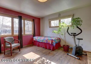 2211 Yorkshire Ln, Anchorage, AK 99504 - photo 6