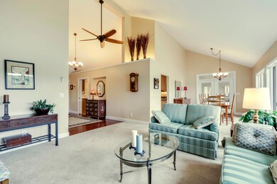 06_InagehiWay_110_Living03