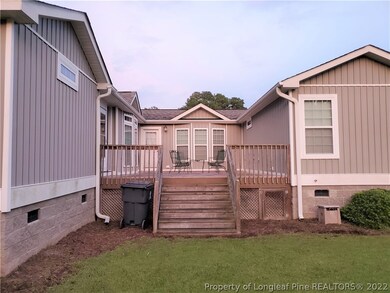 207 W Grove St, Newton Grove, NC 28366 - photo 4