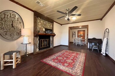 429 E Hanna St, Denison, TX 75021 - photo 3