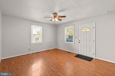 546 S Marlyn Ave, Essex, MD 21221 - photo 6