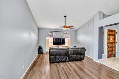 542 E Hac-006-033-DLB 1248-MLS_Size