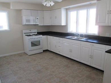 612 N Woodlawn Ave, Griffith, IN 46319 - photo 6