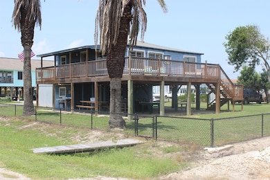 2641 Cr 312, Port Lavaca, TX 77979 - photo 2
