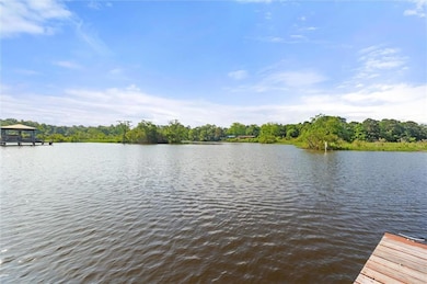 2637 Robin Hood Dr, Mobile, AL 36605 - photo 4