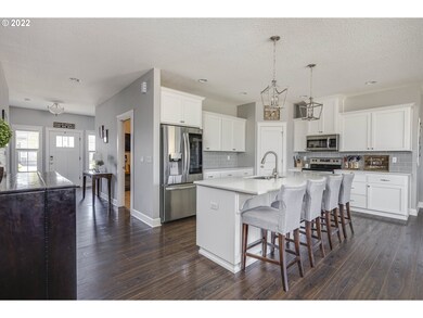 781 E Mckinley St, Carlton, OR 97111 - photo 7