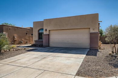 2-198633900-02 Exterior Front