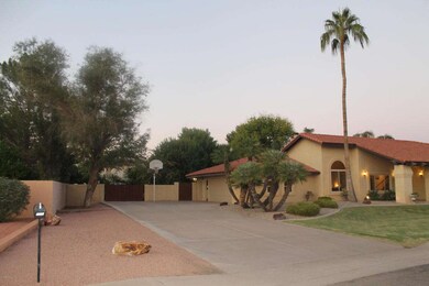 6+ car Driveway