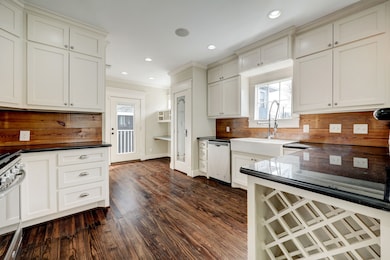 508 Walton St, Houston, TX 77009 - photo 3