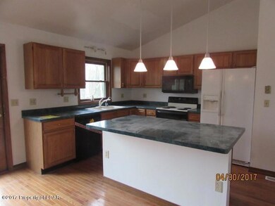 44 Edge Rock Dr, Drums, PA 18222 - photo 5