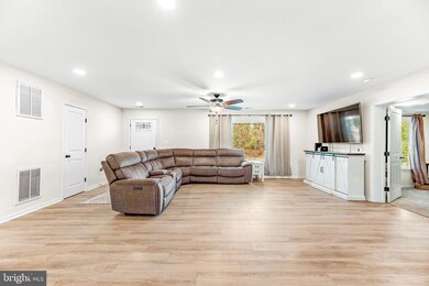 44459 Clarkes Landing Rd, Hollywood, MD 20636 - photo 5