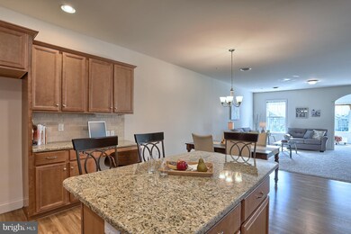 106 S Village Cir unit 211, Palmyra, PA 17078 - photo 7