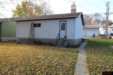 619 N Broadway St, New Ulm, MN 56073 - photo 4