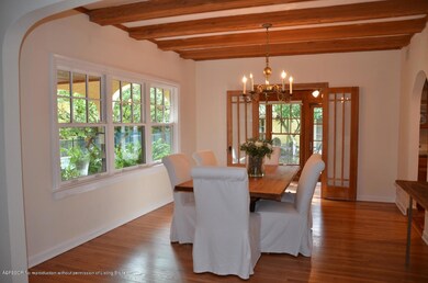 7 Dining Room