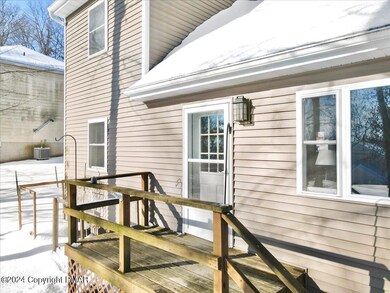 2114 Lakeview Rd, Bushkill, PA 18324 - photo 5