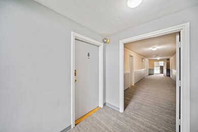 425 S Huntington Ave unit 8, Jamaica Plain, MA 02130 - photo 2