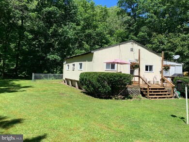 300 Dreibelbis Station Rd, Lenhartsville, PA 19534 - photo 3