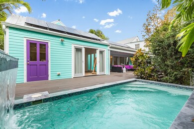 210 Olivia St, Key West